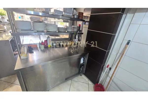 Shitet Biznes Restorant Peshku