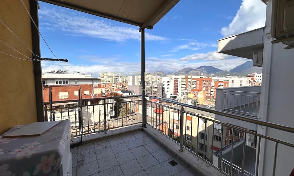 Shtepi me qera Apartament ne Tirane, 1+1, Mobilimi E mobiluar, Pagesa 550  Euro.