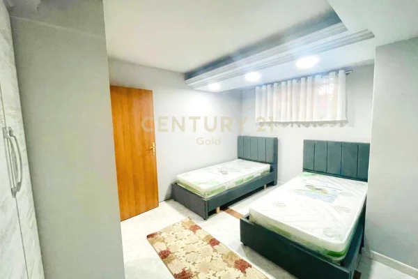 Shtepi ne shitje Apartament ne Tirane, 2+1, Mobilimi E mobiluar, Pagesa 105,000  Euro.