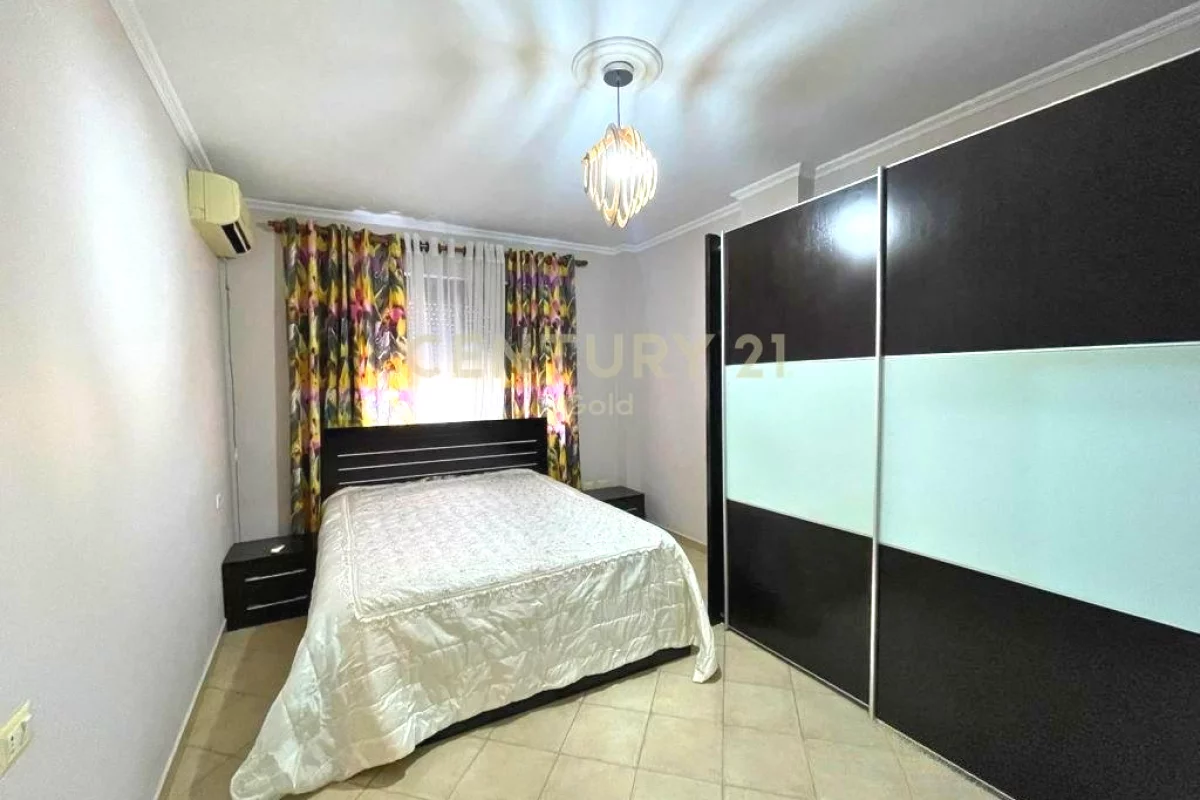 Shtepi me qera Apartament ne Tirane, 2+1, Mobilimi E mobiluar, Pagesa 770  Euro.