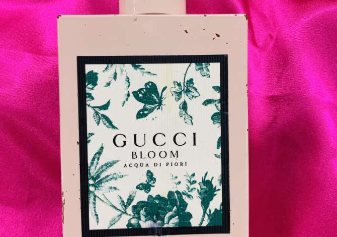 Different articles a Tirana - 6,500 Leke