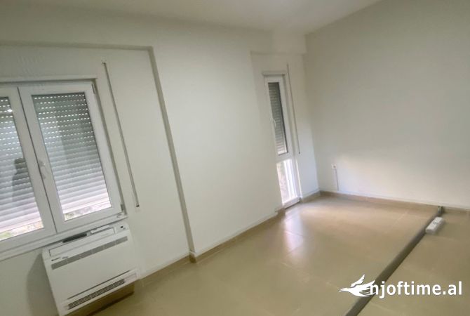 Jepet Me Qera Ambient Biznesi