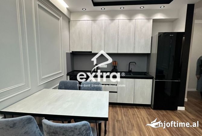 Shtepi me qera Apartament ne Tirane, 1+1, Mobilimi E mobiluar, Pagesa 690  Euro.