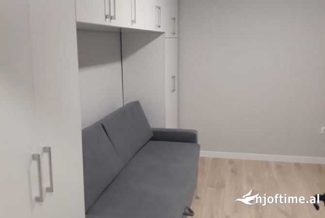Shtepi me qera Apartament ne Tirane, Garsoniere, Mobilimi E mobiluar, Pagesa 400  Euro.