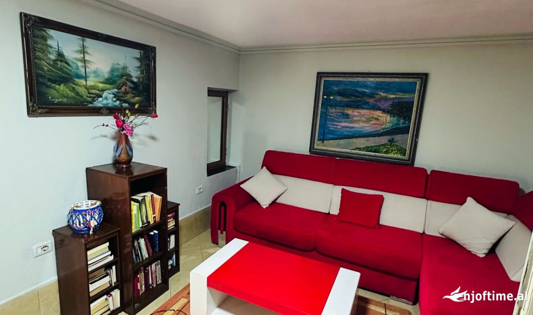 Shtepi me qera Apartament ne Tirane, 1+1, Mobilimi E mobiluar, Pagesa 400  Euro.