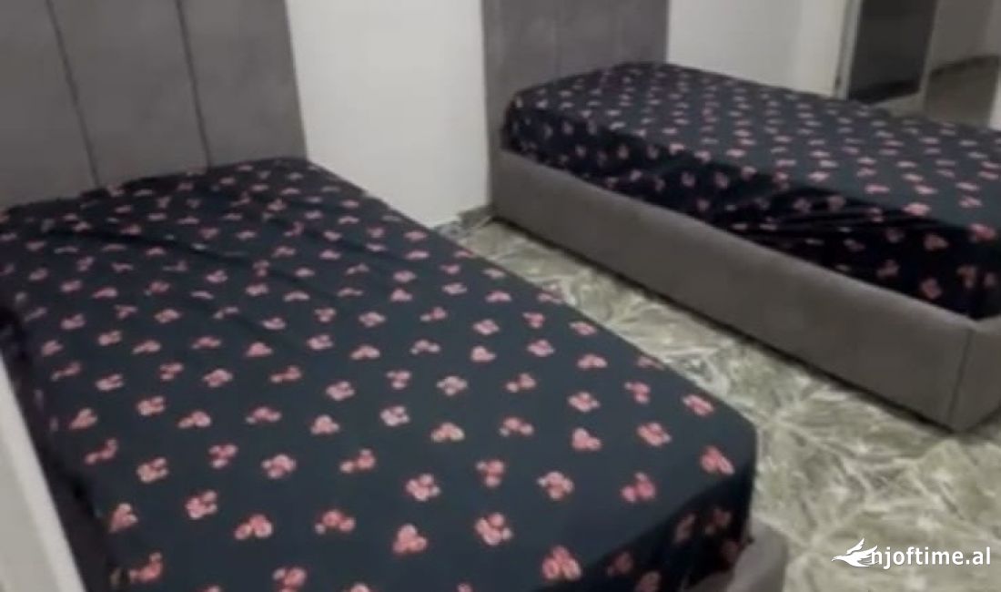 Shtepi me qera Apartament ne Tirane, 2+1, Mobilimi E mobiluar, Pagesa 50,000  Leke.