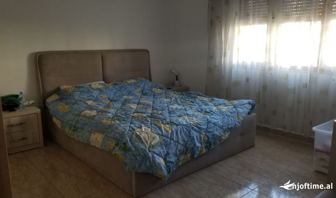 Shtepi me qera Apartament ne Tirane, 1+1, Mobilimi E mobiluar, Pagesa 38,000  Leke.