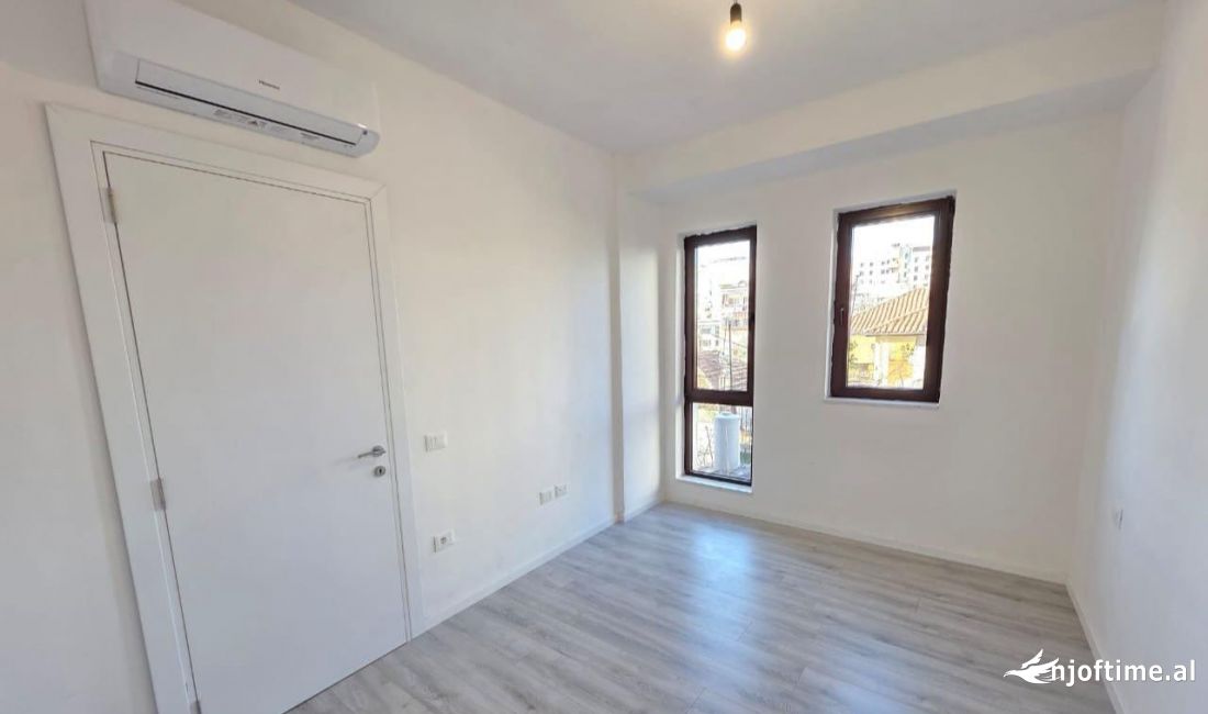 Jepet Me Qera Ambient Biznesi