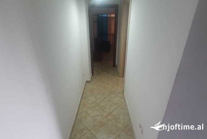 Shtepi me qera Apartament ne Tirane, 1+1, Mobilimi E mobiluar, Pagesa 350  Euro.