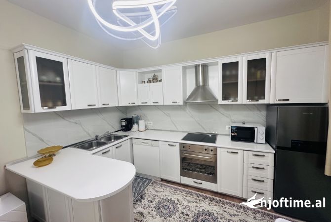 Jepet Me Qera Apartament 1+1