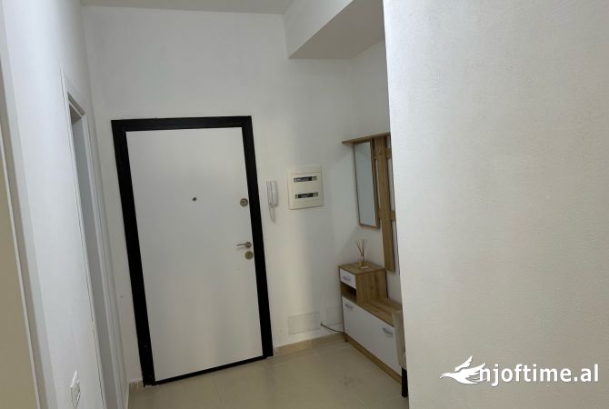 Shtepi me qera Apartament ne Tirane, 1+1, Mobilimi E mobiluar, Pagesa 40,000  Leke.