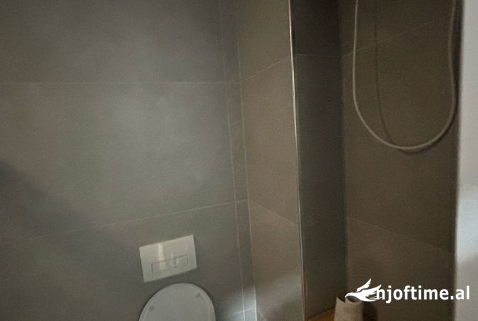 Shtepi me qera Apartament ne Tirane, 1+1, Mobilimi E mobiluar, Pagesa 650  Euro.