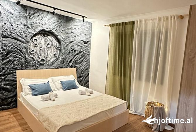 Jepet Me Qera Apartament 2+1+1 Ballkon