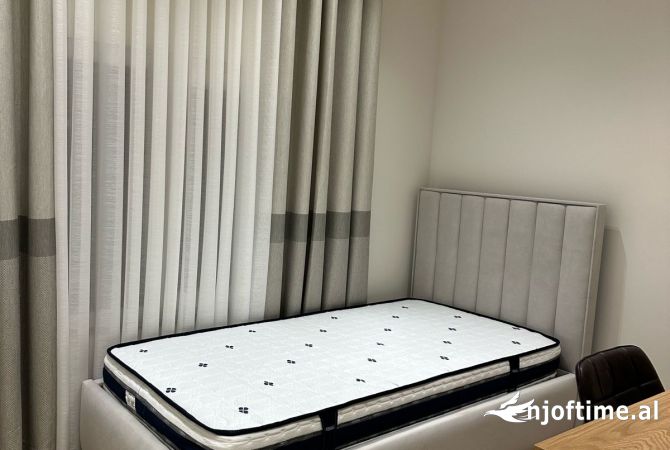 Shtepi me qera Apartament ne Tirane, 2+1, Mobilimi E mobiluar, Pagesa 600  Euro.