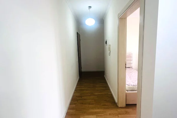 Shtepi me qera Apartament ne Tirane, 2+1, Mobilimi E mobiluar, Pagesa 55,000  Leke.