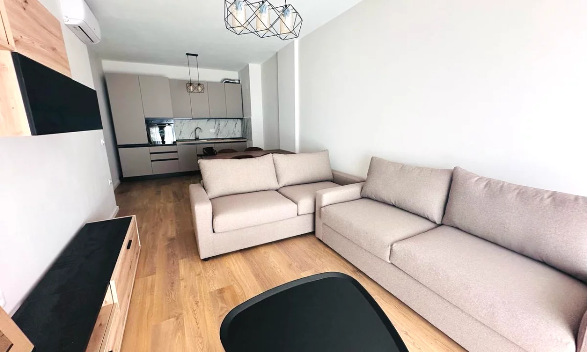 Shtepi me qera Apartament ne Tirane, 2+1, Mobilimi E mobiluar, Pagesa 65,000  Leke.