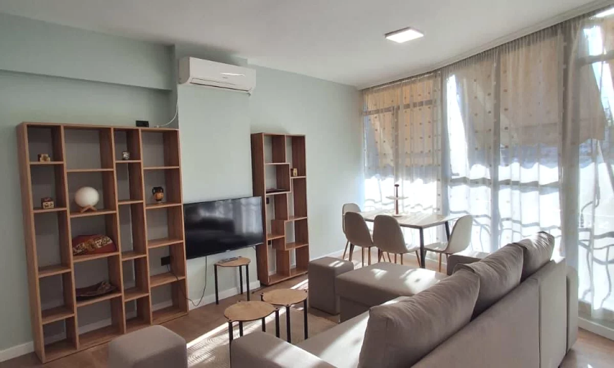 Shtepi me qera Apartament ne Tirane, 1+1, Mobilimi E mobiluar, Pagesa 65,000  Leke.
