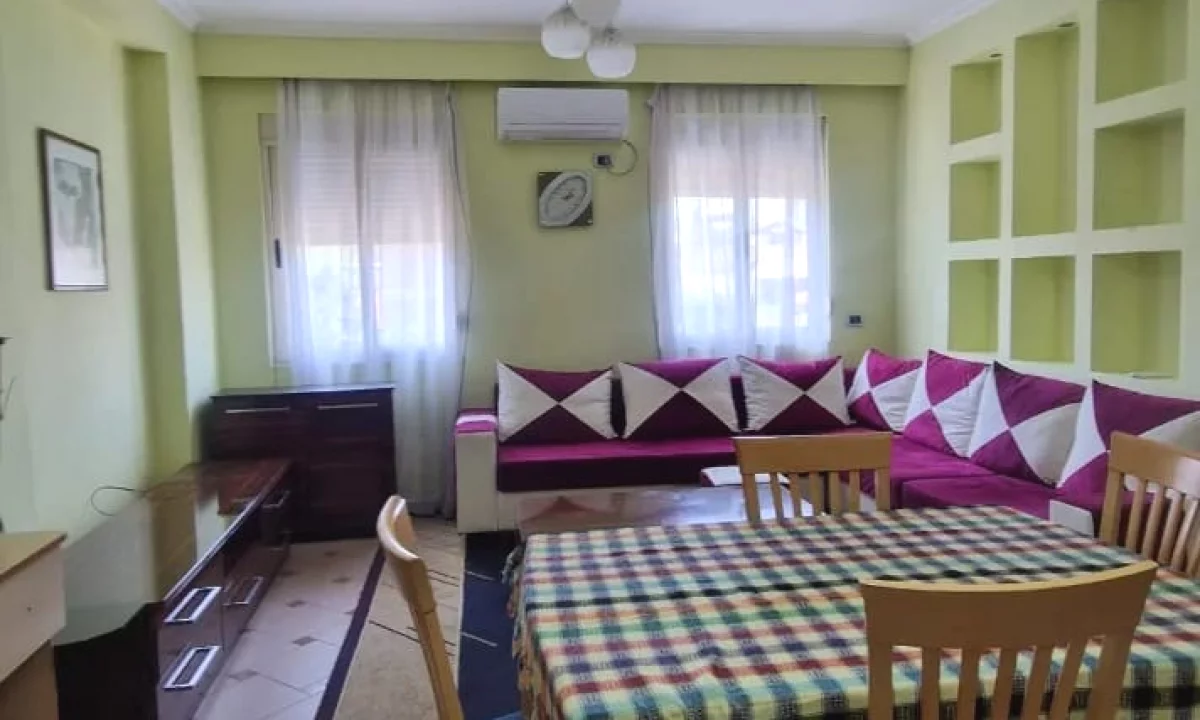 Shtepi me qera Apartament ne Tirane, 1+1, Mobilimi E mobiluar, Pagesa 65,000  Leke.