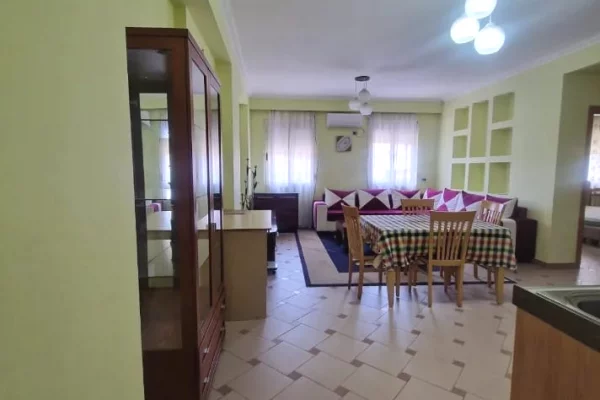 Shtepi me qera Apartament ne Tirane, 1+1, Mobilimi E mobiluar, Pagesa 65,000  Leke.