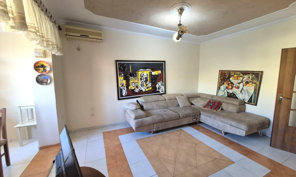 Shtepi me qera Apartament ne Tirane, 1+1, Mobilimi E mobiluar, Pagesa 45,000  Leke.