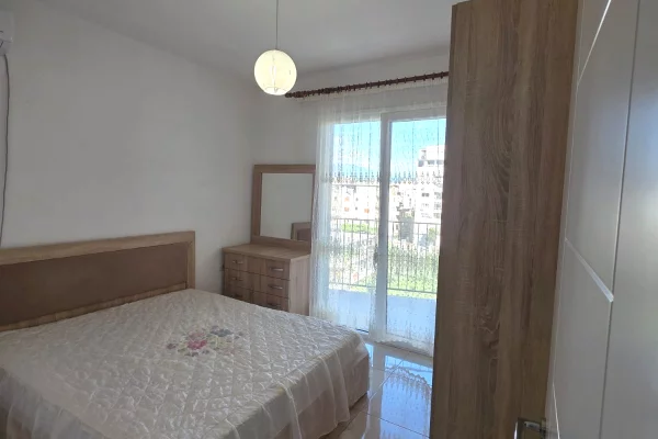 Shtepi me qera Apartament ne Tirane, 2+1, Mobilimi E mobiluar, Pagesa 45,000  Leke.
