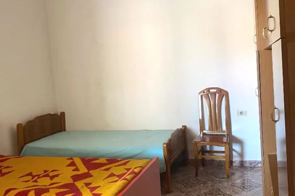 Shtepi me qera 2+1 ne Tirane - 45,000 Leke