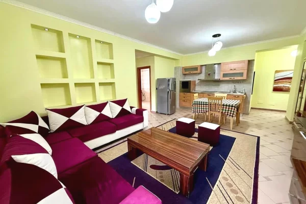 Shtepi me qera 1+1 ne Tirane - 60,000 Leke