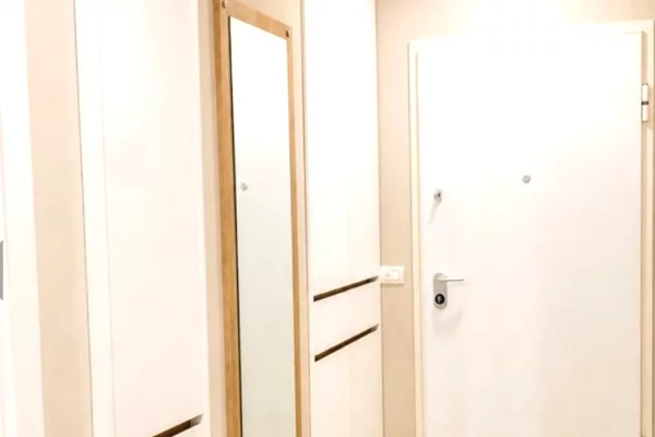 Shtepi me qera Apartament ne Tirane, 1+1, Mobilimi E mobiluar, Pagesa 80,000  Leke.