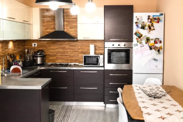 Shtepi me qera 2+1 ne Tirane - 530 Euro