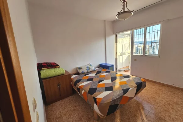 Shtepi me qera Apartament ne Tirane, 2+1, Mobilimi E mobiluar, Pagesa 55,000  Leke.