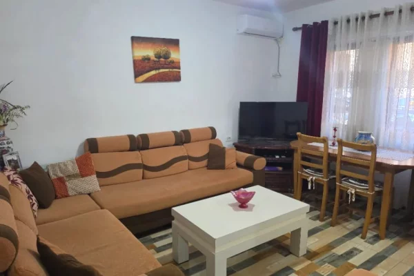 Jepet Me Qera Apartament 2+1, Prane QSUT