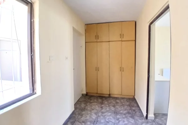 Shtepi me qera Apartament ne Tirane, 2+1, Mobilimi E mobiluar, Pagesa 60,000  Leke.