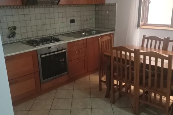 Jepet Me Qera Apartament 2+1+1 Verande, Ne Porcelan