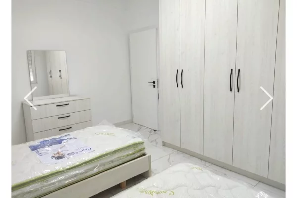 Shtepi me qera Apartament ne Tirane, 2+1, Mobilimi E mobiluar, Pagesa 60,000  Leke.