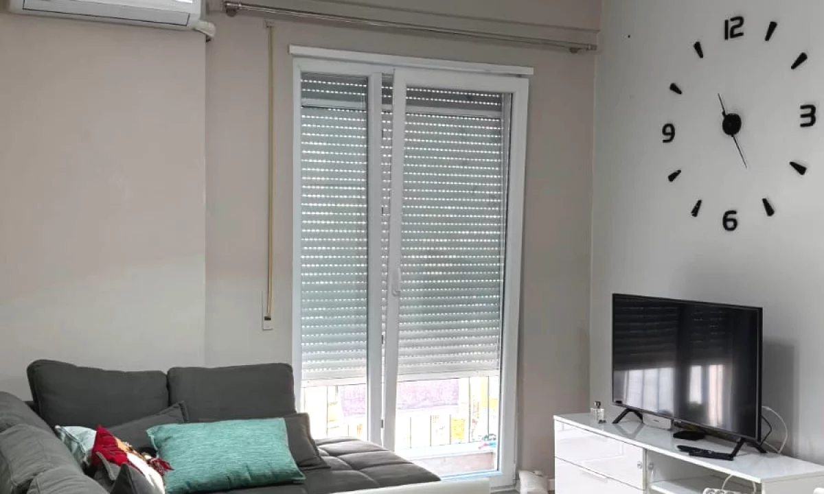 Shtepi me qera Apartament ne Tirane, 1+1, Mobilimi E mobiluar, Pagesa 60,000  Leke.