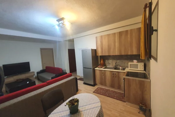 Shtepi me qera Apartament ne Tirane, 1+1, Mobilimi E mobiluar, Pagesa 45,000  Leke.