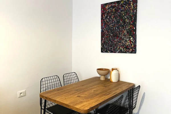 Shtepi me qera Apartament ne Tirane, 1+1, Mobilimi E mobiluar, Pagesa 55,000  Leke.
