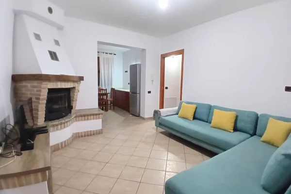Jepet Me Qera Apartament 2+1+1 Verande+1 Post Parkimi, Ne Porcelan