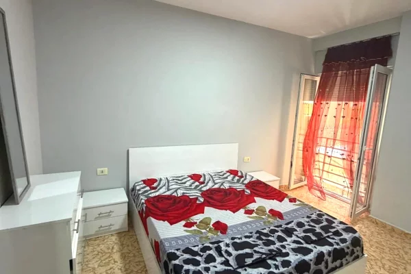 Shtepi me qera Apartament ne Tirane, 1+1, Mobilimi E mobiluar, Pagesa 45,000  Leke.
