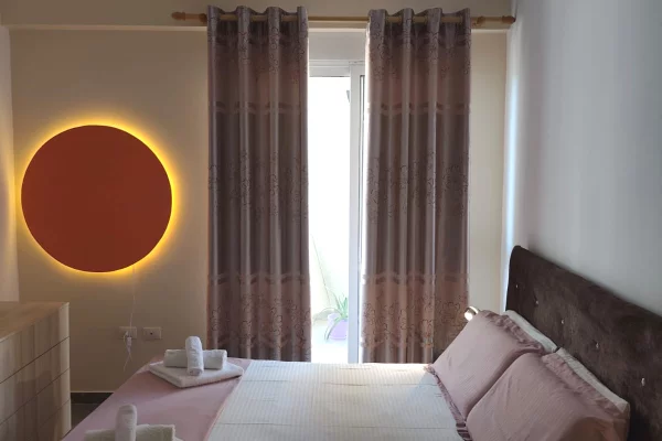 Shtepi me qera Apartament ne Tirane, 1+1, Mobilimi E mobiluar, Pagesa 57,000  Leke.