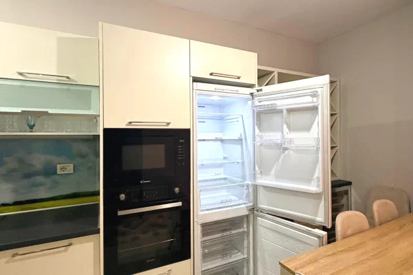 Shtepi me qera Apartament ne Tirane, 2+1, Mobilimi E mobiluar, Pagesa 49,000  Leke.