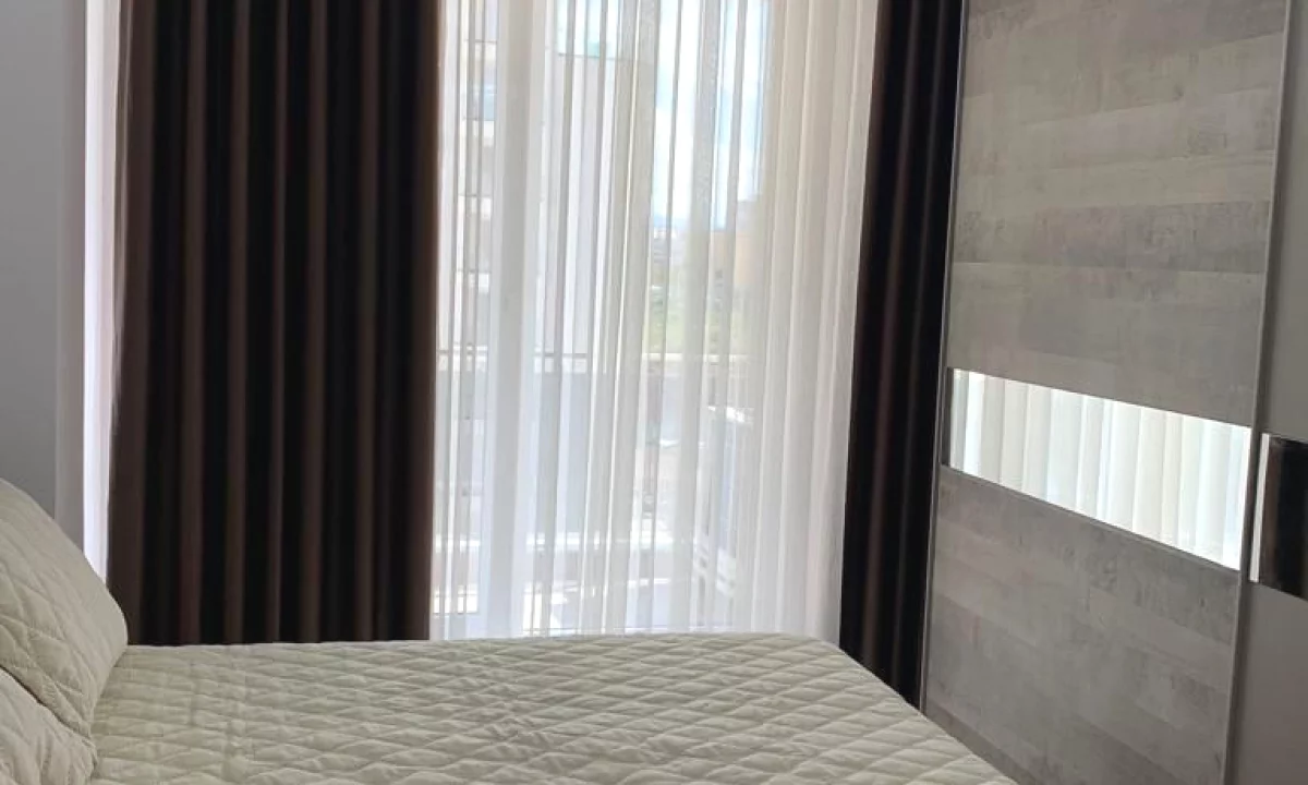 Shtepi me qera Apartament ne Tirane, 2+1, Mobilimi E mobiluar, Pagesa 75,000  Leke.