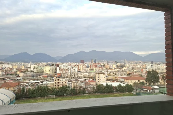Shtepi me qera 2+1 ne Tirane - 60,000 Euro