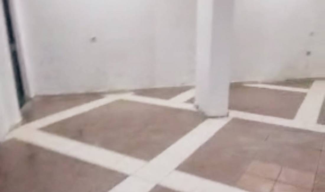 Jepet ambient per zyra prane rruges Myslym Shyri