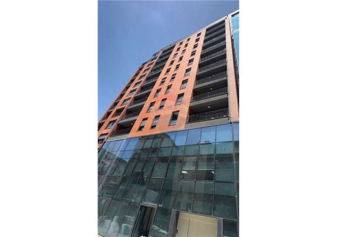 Zyre per Qira ne Myslym Shyr + 2 poste Parkimi