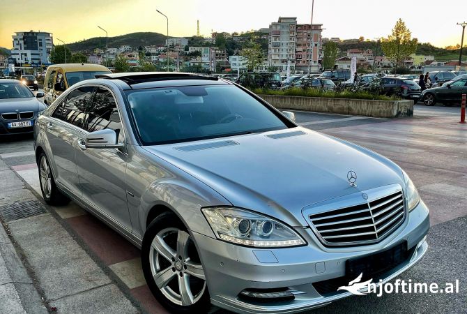 Auto in Vendita a Tirana, Mercedes-Benz, 2011 Benzine,Kambio Automatik Pagamento 11,900  Euro.