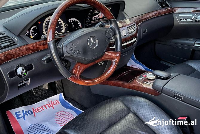 Auto in Vendita a Tirana, Mercedes-Benz, 2011 Benzine,Kambio Automatik Pagamento 11,900  Euro.