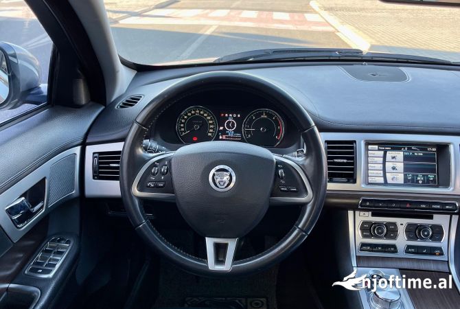 Auto in Vendita a Tirana, Jaguar, 2012 Diesel,Kambio Automatik Pagamento 11,500  Euro.