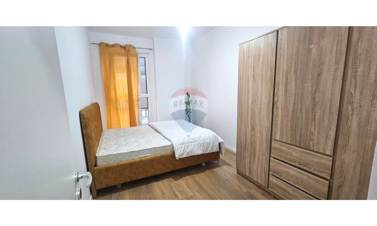 Shtepi me qera Apartament ne Tirane, 1+1, Mobilimi E mobiluar, Pagesa 550  Euro.