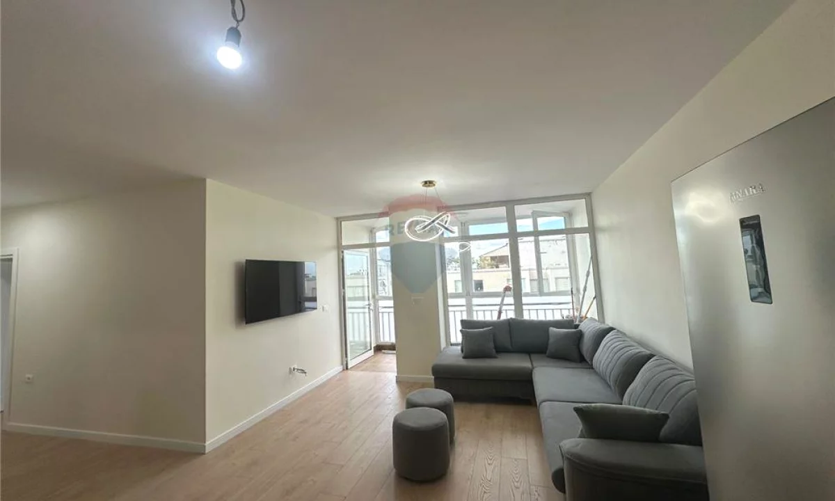 Shtepi me qera Apartament ne Tirane, 2+1, Mobilimi E mobiluar, Pagesa 850  Euro.